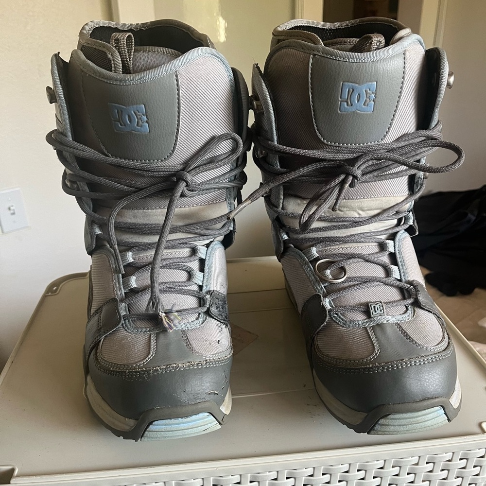DC Snowboard Boots - Gray